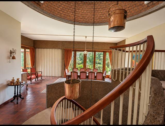 6 BEDROOM HOUSE FOR SALE IN THREE RIVERS